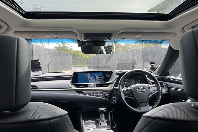 Private Luxury Airport Transfers in Auckland – Sedans & Vans - Getting to any Auckland City hotel (and back again)