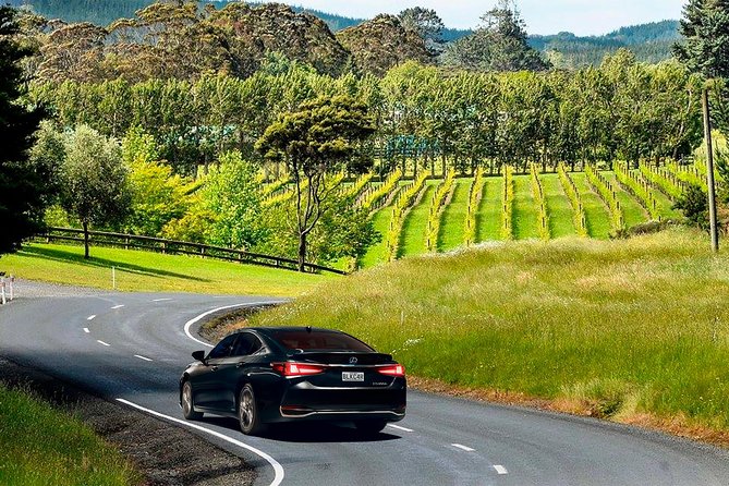 Private Luxury Airport Transfers in Auckland – Sedans & Vans - The 50-minute ride: comfort features that reduce travel fatigue