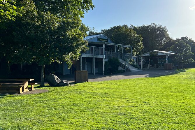 Private Round Trip Transport To Hobbiton From Auckland - After the tour: Shire’s Rest Café and shopping time