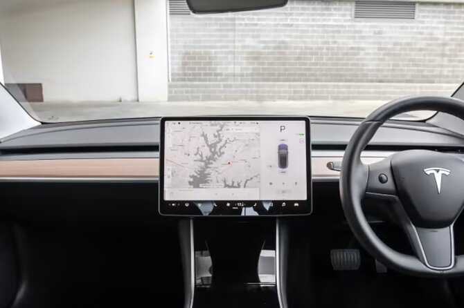 Private Tesla Transfer: Auckland, Tauranga, Rotorua, Taupo - Pricing: What $299 Per Group Buys You