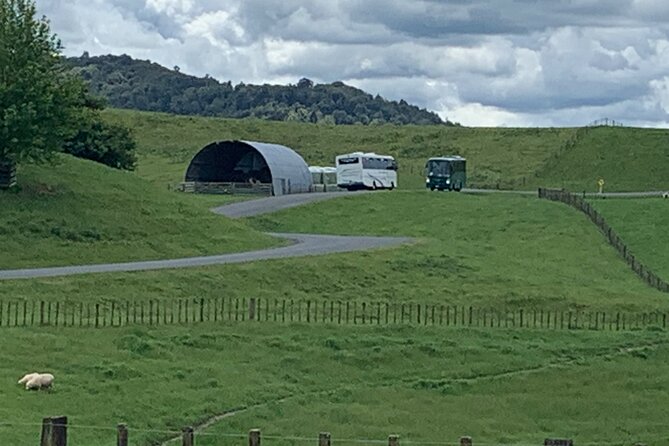 Private The Hobbiton Tour - Auckland Tour House - Booking Request Reality: High Season Tickets and Quick Confirmation