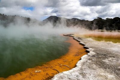 Private Tour WaiOtapu & Huka Falls & Blue springs from Auckland - Waiotapu Thermal Wonderland: your hour of color and geothermal power