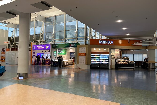 Private Transfer From Auckland International Airport To Auckland City - The Drive Into Central Auckland: Time, Traffic, and Arrival Energy
