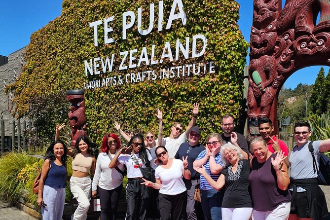 Rotorua Highlights inc. Waiotapu & Te Puia Day Tour from Auckland - Key highlights that make this tour worth considering
