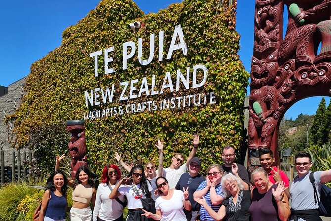 Rotorua Highlights Tour inc. Te Puia Tour, Lunch & Cultural Show - Key things that make this Rotorua day tour worth it