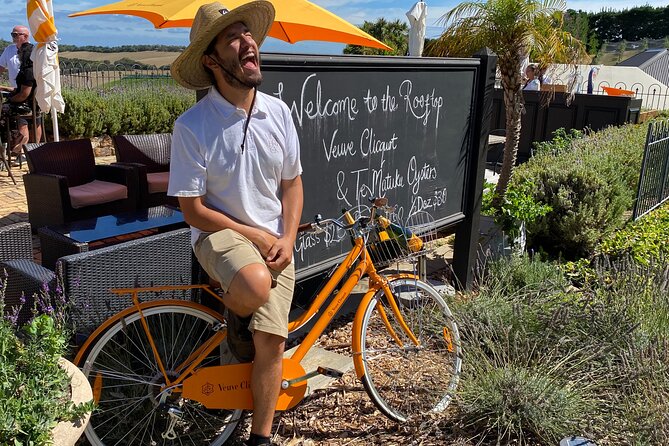 Sip & Savour through Waiheke Island (11 guests max) - The island drive: local stories you can use for the rest of your day