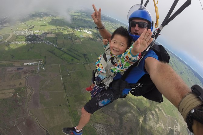 Skydive Auckland - The jump itself: tandem freefall, ripcord moment, and what speeds feel like