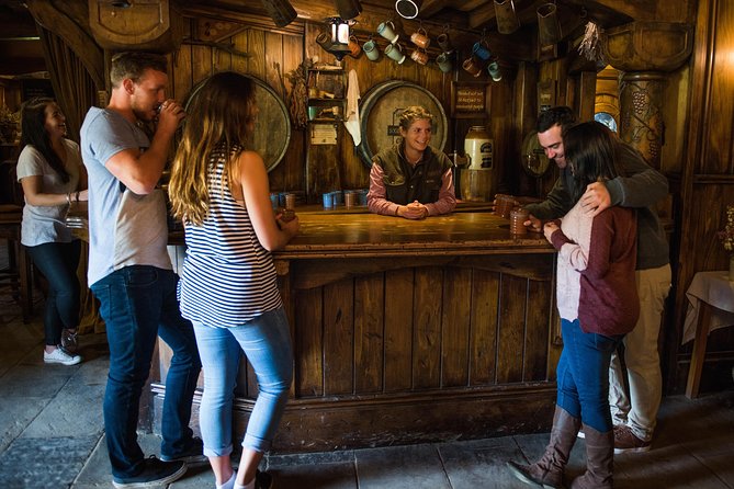 Small-Group Hobbiton Tour from Auckland with Party Marquee Lunch - Small Group Comfort: Why 13 Travelers Makes a Difference