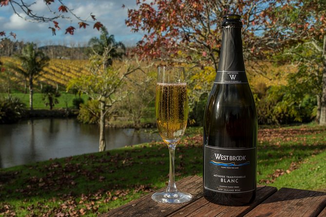 Small-Group Kumeu Wine Country Tour with Wine Tastings & Lunch - Why Kumeu makes sense for a half-day wine trip from Auckland