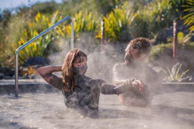 Te Puia & Hells Gate incl. Mud Spa Experience Private Tour - Hell’s Gate geothermal mud spa: get clean, get hot, then cool off