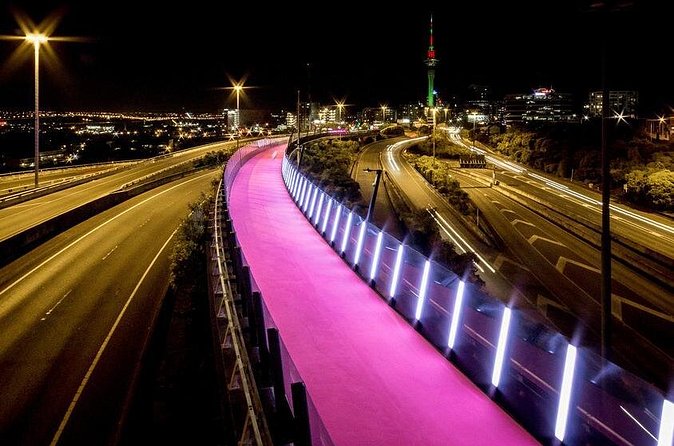The City Lights: a unique electric bike tour of Auckland by night! - Victoria Park to City Works Depot: A lively stop for energy