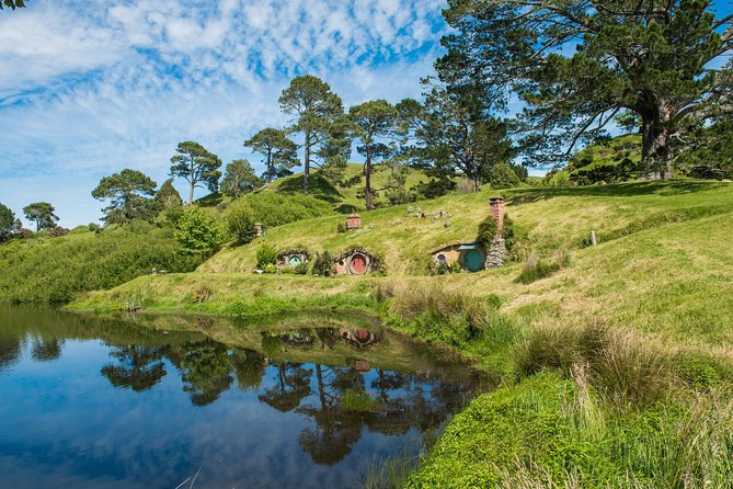 The Hobbiton Movie Set Small-Group Guided Tour from Auckland - The rest of the day: timing, food purchases, and the ride back