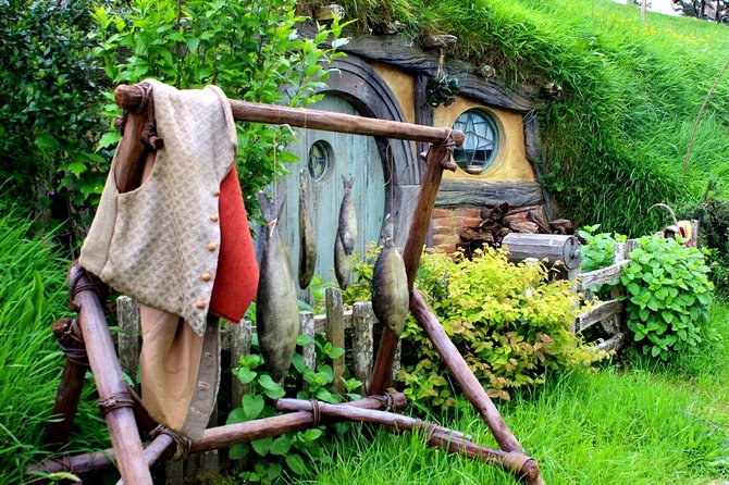 The Hobbiton Movie Set Small-Group Guided Tour from Auckland - Price and value: where $204.79 makes sense (and when it doesn’t)