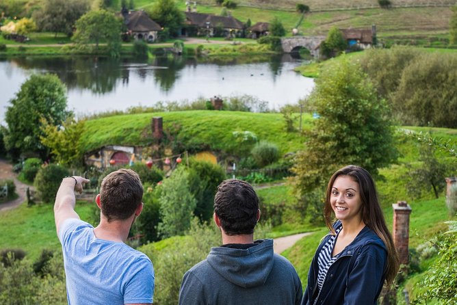 The Hobbiton Movie Set Small-Group Guided Tour from Auckland - Who should book this Hobbiton tour from Auckland
