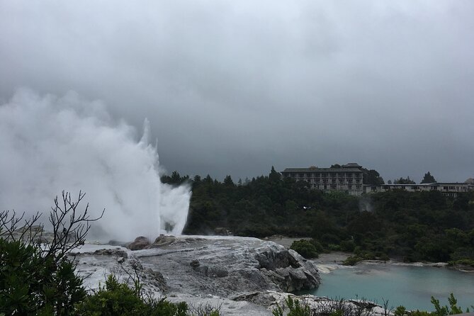 Volcanic Rotorua Day Trip from Auckland - Wai-O-Tapu Thermal Wonderland: choose your pace (and budget)
