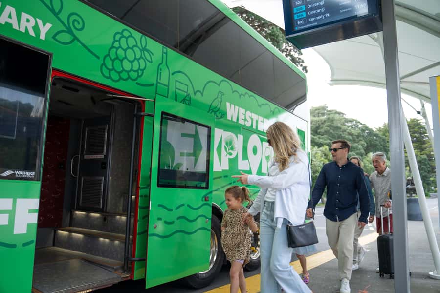Waiheke Island: Ferry & Hop-On Hop-Off Explorer Bus Tickets - Hop-on hop-off Explorer Bus: why this format works on Waiheke