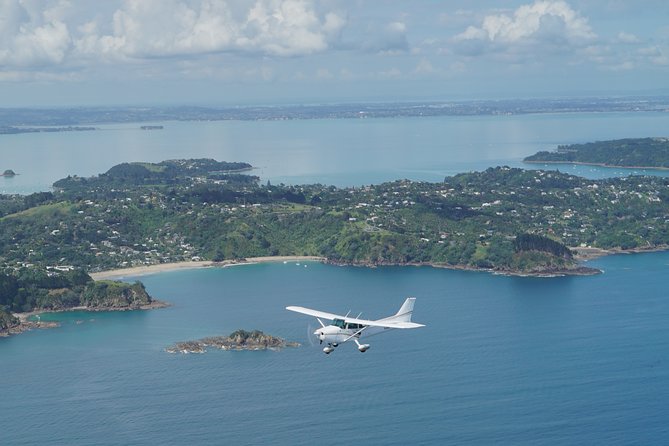 Waiheke Island - Fly and Dine (from North Shore Airport) - From North Shore Airport to Waiheke Wings: the flight that changes the day
