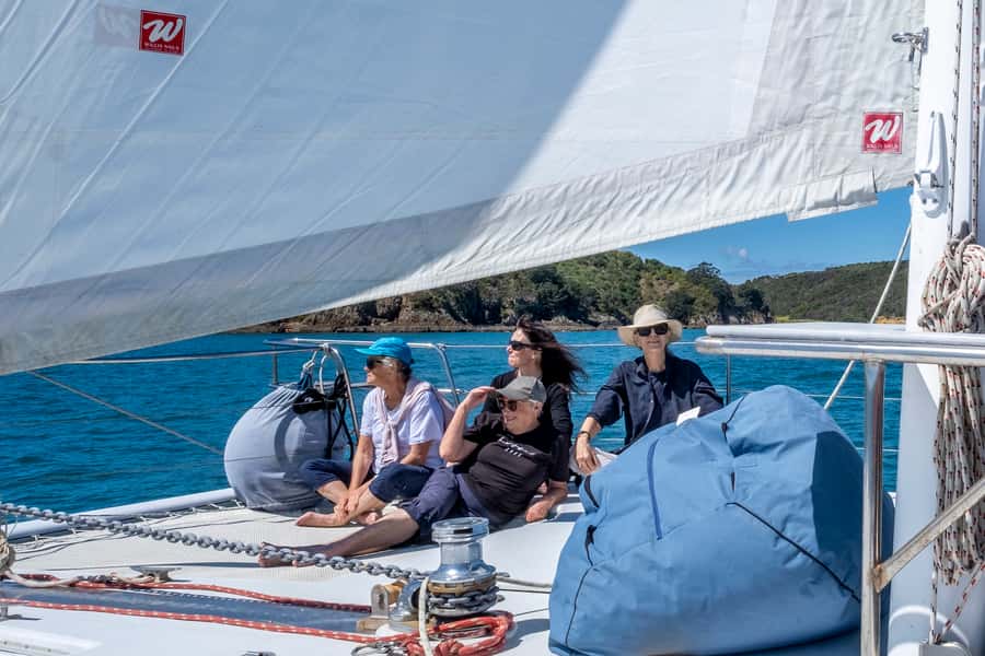 Waiheke Island: Gulf Marine Park Sailing Adventure & Lunch - The pest-free island walk: what you’ll actually learn
