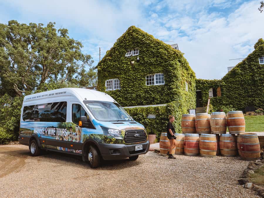 Waiheke Island: Scenic Island Wine Tour & Local Wine Tasting - What $113 buys you on Waiheke (and what it doesn’t)