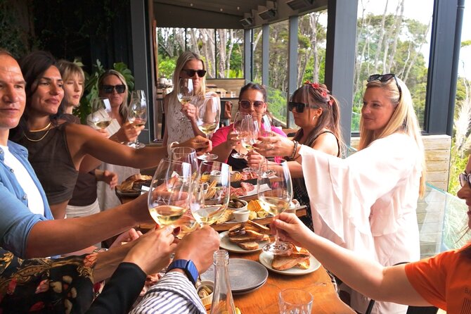 Waiheke Island: Scenic Wine Tour on a Double Decker Bus - Why a Waiheke wine tour works best as a half-day