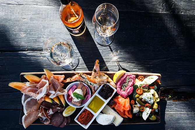 Waiheke Island Vineyards and Bush Walk - What to pack and how to dress when the weather turns