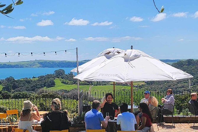 Waiheke Island Wine Tour with Scenic Vineyards & Tastings - The 4-Hour Vintage Double-Decker Option with Batch Charcuterie and a Beach Walk