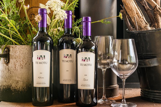 Waiheke island Wine Tours - PREMIUM wine tasting MAX 11 clients ! - Three premium vineyards: what the tasting day is really like