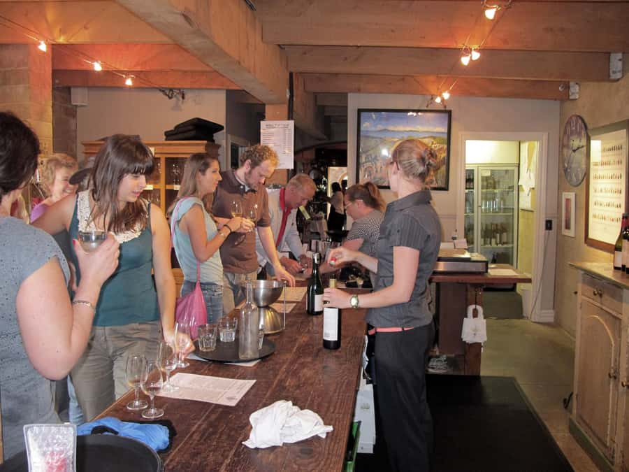 Waiheke Island Wine Tours - PREMIUM Wines - Max 11 clients ! - Waiheke wine on a small-group scale (max 11)