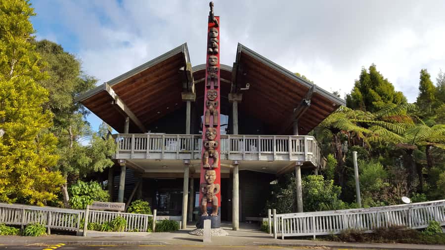 Waitakere Ranges Wilderness Experience Tour from Auckland - Waitakere Ranges Lookouts: Panoramas Plus Maori Carvings