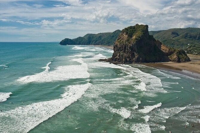 West Coast Discovery Tour - Guides and the small-group feel (up to 19)